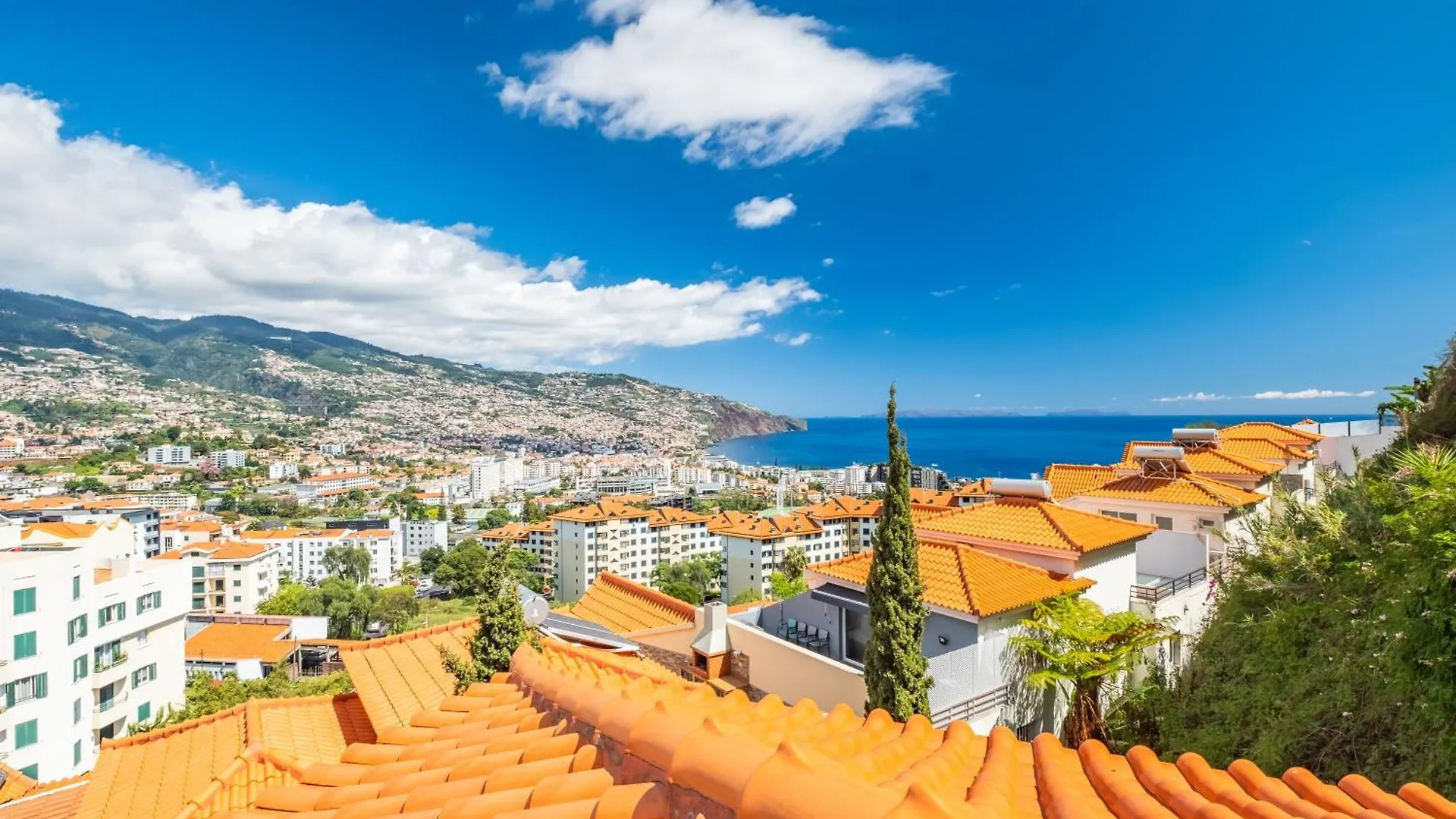Villa Sun Hills Panoramic Views Funchal  Ferienhaus Funchal (Madeira)